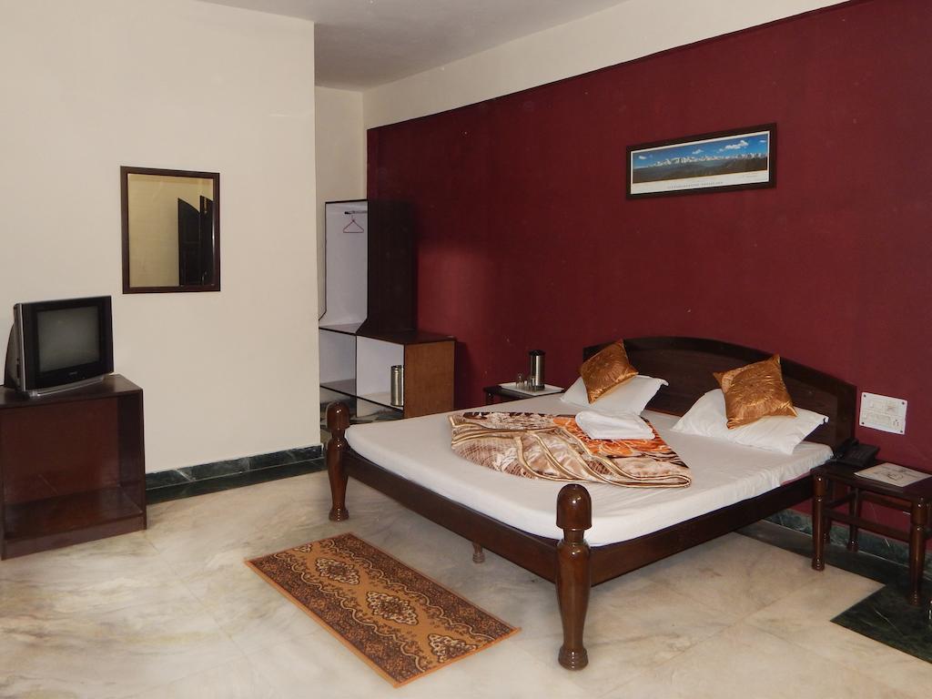 Hotel Chitra Heritage Haridwar Exterior photo